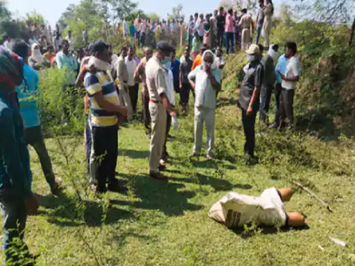 छत्तीसगढ़ में लकड़ी व्यापारी की बेरहमी से हत्या! 70 छत्तीसगढ़ में लकड़ी व्यापारी की बेरहमी से हत्या! October 5, 2026