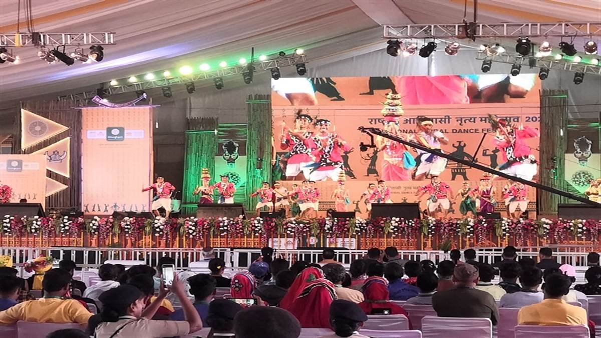 मध्यप्रदेश की शैली गेड़ी नृत्य से राज्योत्सव के दूसरे दिन का हुआ शुभारंभ.. October 6, 2026
