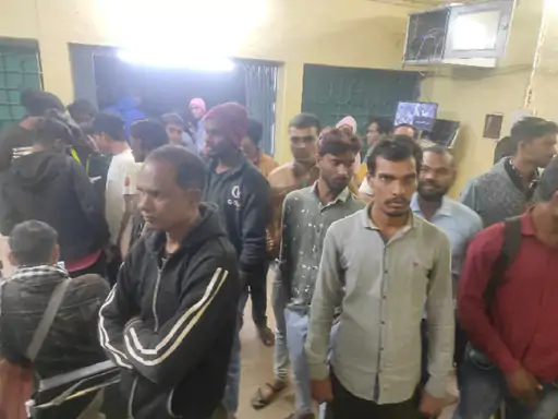 युवक के सुसाइड के बाद देर रात तक बवाल,FIR और गिरफ्तारी की मांग... October 6, 2026
