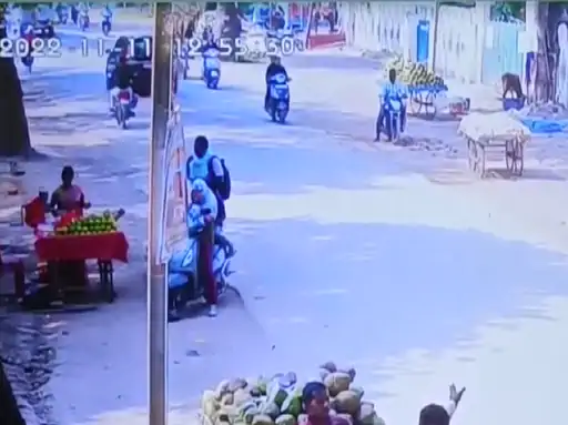 CG में दिनदहाड़े 5 लाख की उठाईगिरी... October 6, 2026