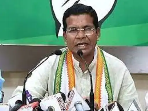 छत्तीसगढ़ में हुंकार पर सियासी तकरार... 70 छत्तीसगढ़ में हुंकार पर सियासी तकरार... October 6, 2026