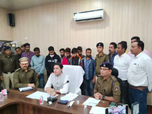 CG में ठग गिरोह का भंडाफोड़,14 युवतियां,8 युवक गिरफ्तार... October 6, 2026