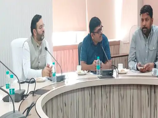 खाद की कालाबाजारी करने वालों के खिलाफ होगी कार्रवाई... October 6, 2026