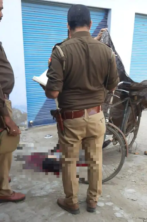 आगरा में भाई ने बहन को मार डाला,घर के आंगन में सिर में मारी गोली, प्रॉपर्टी में हिस्सा मांग रही थी.. October 6, 2026