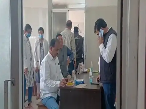 ‌विधायक ने घुमाया जोर का बल्ला..गर्ल्स प्लेयर के फटे होंठ,क्रिकेट मैदान में लहूलुहान हुई लड़की... October 6, 2026