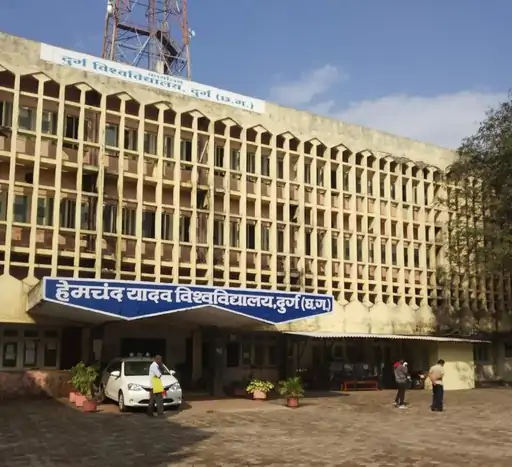 मोबाइल में किताब डाउनलोड कर परीक्षा दे रहे थे स्टूडेंट्स.. 76 मोबाइल में किताब डाउनलोड कर परीक्षा दे रहे थे स्टूडेंट्स.. October 6, 2026