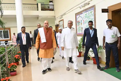 मनोज मंडावी को दी गई श्रद्धांजलि, सीएम बोले-मजबूत आवाज को खो दिया,आरक्षण विधेयक पारित कराने बुलाई बैठक... October 6, 2026