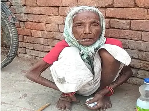 मुस्लिम परिवार ने हिंदू बुजुर्ग की अर्थी को दिया कांधा,अपने नहीं आए, बेटी ने मुखाग्नि देकर निभाया बेटे का फर्ज.. October 6, 2026