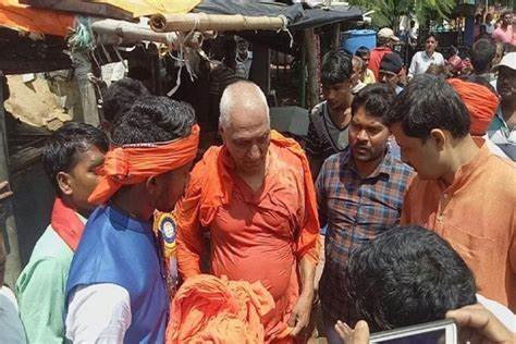 यूपी की बड़ी खबरें,सहारनपुर में शंकराचार्य अविमुक्तेश्वरानंद बोले- 'पठान' हम सनातन धर्मियों को टारगेट कर रहीं.. 58 यूपी की बड़ी खबरें,सहारनपुर में शंकराचार्य अविमुक्तेश्वरानंद बोले- 'पठान' हम सनातन धर्मियों को टारगेट कर रहीं.. October 6, 2026