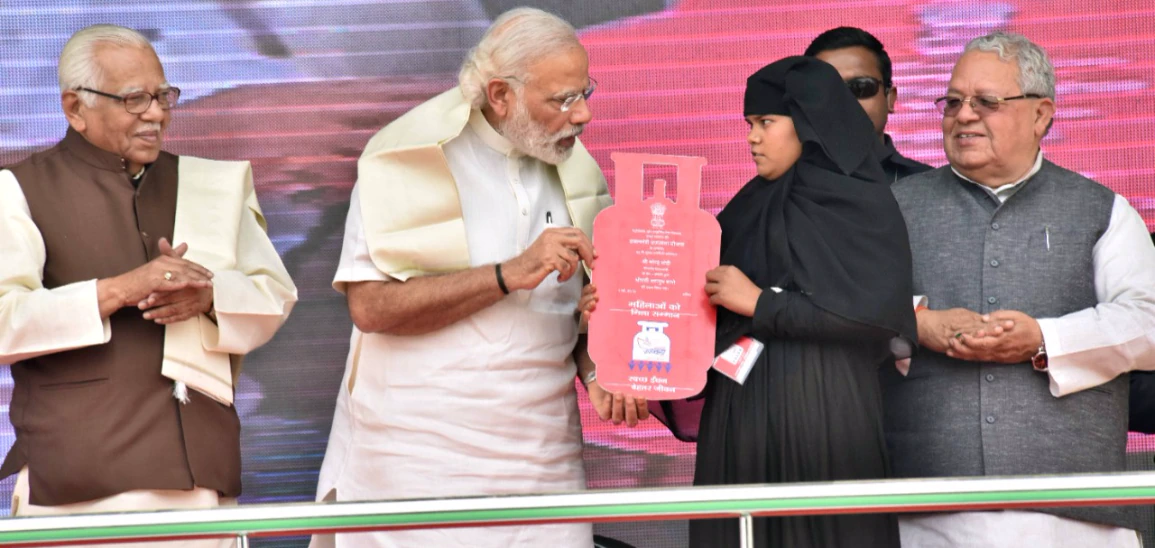 पीएम मोदी ने की PMUY की तारीफ, कहा- गरीब महिलाओं के जीवन को बनाया आसान.. October 6, 2026