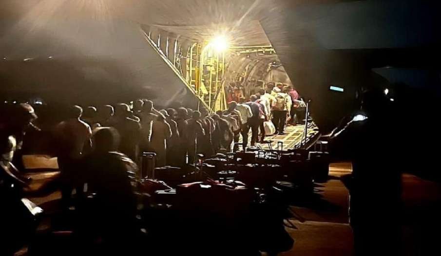 अंधेरे में विमान उतारकर 121 भारतीयों को बचाया, सूडान में एयरफोर्स का हैरतअंगेज अभियान.. October 6, 2026