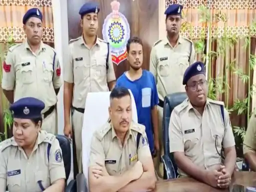 अनुकंपा नौकरी के लिए मां-पिता और दादी की हत्या.. October 6, 2026