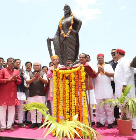 CM बोले, आतंकवादियों को समाप्त करना हमारा धर्म,महाराणा प्रताप जयंती समारोह में कहा- लव जिहाद,धर्मांतरण की ओर ले जाने वाले छोड़े नहीं जाएंगे.. October 6, 2026