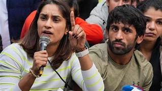 पहलवानों ने बृजभूषण की नार्को टेस्ट की चुनौती स्वीकारी.. 40 पहलवानों ने बृजभूषण की नार्को टेस्ट की चुनौती स्वीकारी.. October 6, 2026
