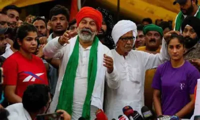 खेल मंत्री अनुराग ठाकुर से मिलने पहुंचे बजरंग-साक्षी.. October 6, 2026
