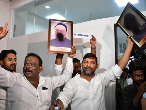 अजित पवार के घर विधायकों की बैठक,NCP ने अजित समेत 9 बागियों को अयोग्य घोषित करने की मांग की.. October 6, 2026