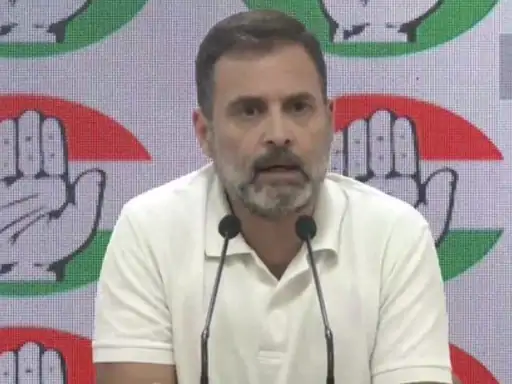 PM मोदी मणिपुर पर हंस-हंसकर बोले, ये शोभा नहीं देता,राहुल गांधी ने कहा- प्रधानमंत्री मणिपुर को जलाना चाहते हैं.. October 6, 2026
