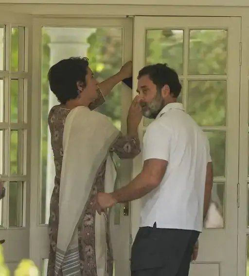 राहुल गांधी को पुराना सरकारी बंगला वापस मिला.. October 6, 2026