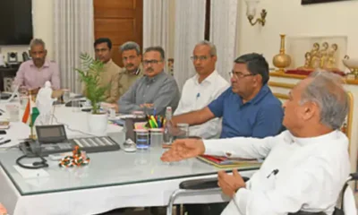 लड़कियों से छेड़छाड़ करने वालों को नहीं मिलेगी सरकारी नौकरी,CM के आदेश- मनचलों के कैरेक्टर सर्टिफिकेट में लिखा जाएगा.. October 6, 2026