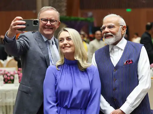 PM मोदी के ऐल्बम से G20 समिट के 10 PHOTOS,इटली की PM मेलोनी के साथ ठहाके लगाए, ऑस्ट्रेलिया के प्रधानमंत्री के साथ सेल्फी ली October 6, 2026