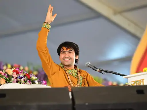 भोपाल में आज पं. धीरेंद्र कृष्ण शास्त्री का दिव्य दरबार,गणेश प्रतिमाओं के विसर्जन के लिए कथास्थल पर ही बनाए गए कुंड.. October 6, 2026