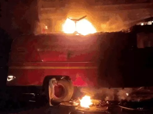 महाराष्ट्र के बीड में कर्फ्यू, इंटरनेट बंद,जालना में 3 लोगों ने सुसाइड की कोशिश की,मराठा आरक्षण पर अध्यादेश ला सकती है सरकार October 6, 2026