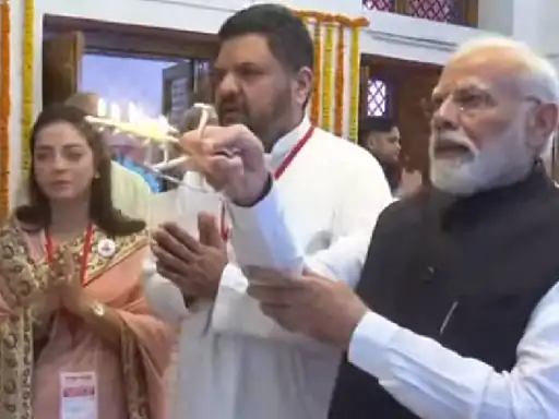 चित्रकूट में प्रधानमंत्री मोदी ने रघुवीर मंदिर में की पूजा,श्रीराम संस्कृत महाविद्यालय, नेत्र चिकित्सालय देखा October 6, 2026