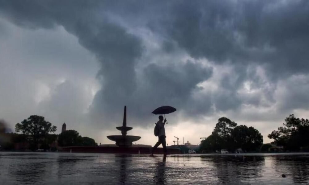 कुछ दिन और जारी रहेगा बारिश का दौर, उसके बाद कड़ाके की सर्दी October 6, 2026