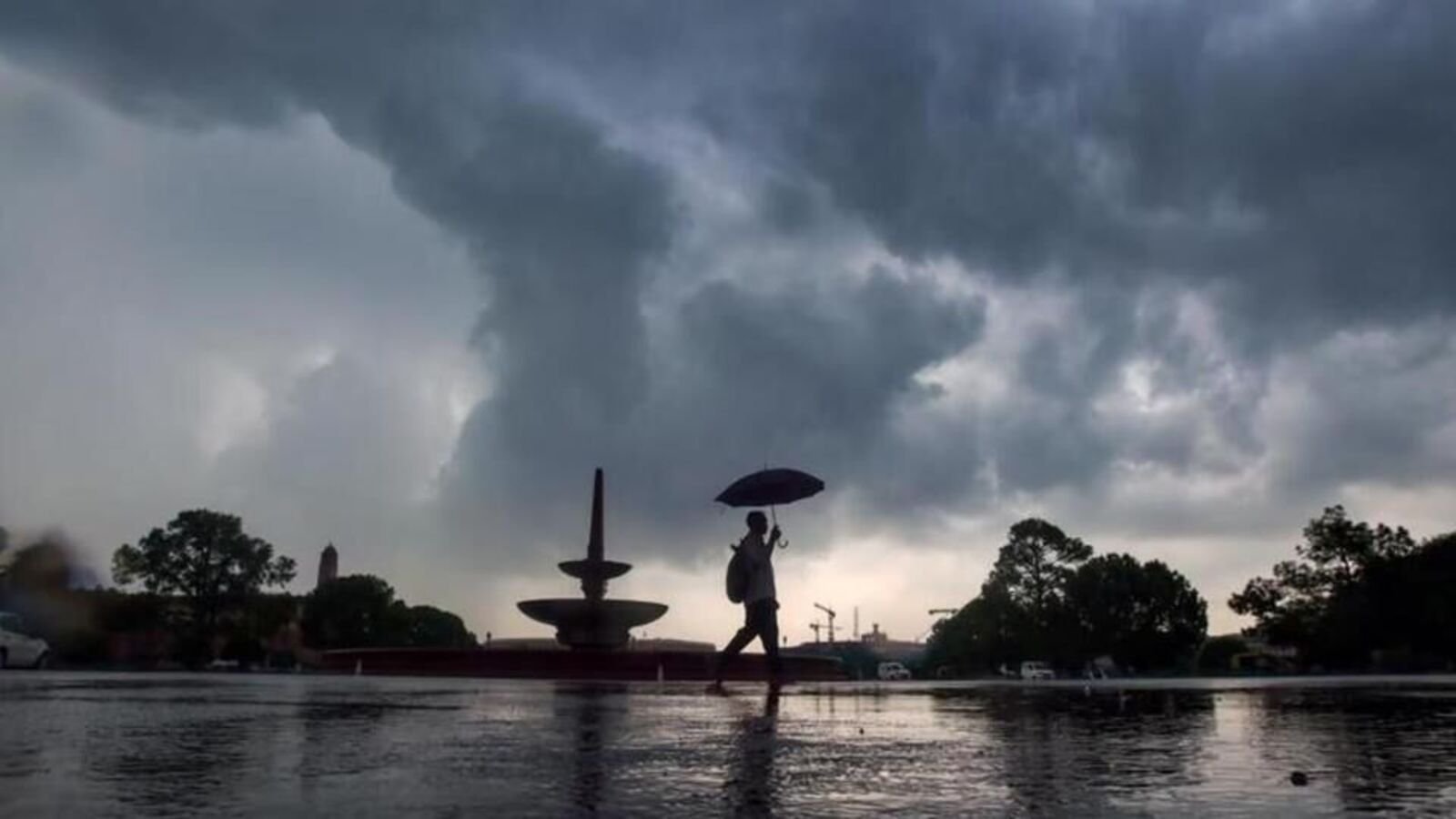 कुछ दिन और जारी रहेगा बारिश का दौर, उसके बाद कड़ाके की सर्दी October 20, 2026