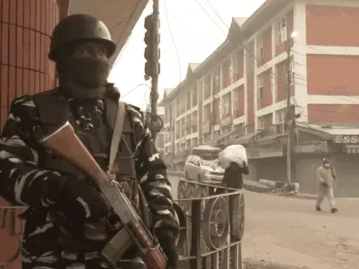 आर्टिकल 370 हटाना सही या गलत, आज फैसला संभव,सुप्रीम कोर्ट में 16 दिन सुनवाई हुई, 5 सितंबर को फैसला सुरक्षित रखा October 6, 2026