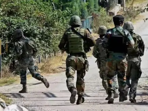 जम्मू के अखनूर में हुए एक आतंकी हमले में सेना ने एक आतंकी को ढेर कर दिया ,सेना के अनुसार, निगरानी कैमरों में 3 आतंकीयों को डेड बॉडी ले जाते हुए देखा गया October 6, 2026