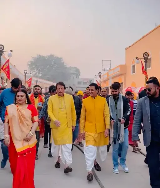 रामानंद सागर की 'रामायण' की स्टारकास्ट अयोध्या पहुंची,अरुण गोविल, दीपिका चिखलिया और सुनील लहरी ने प्रसाद ग्रहण किया.. October 7, 2026