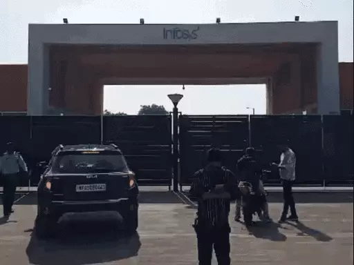 तेंदुए के मूवमेंट से इंदौर की सॉफ्टवेयर कंपनियों में दहशत,टीसीएस और इंफोसिस ने कर्मचारियों के लिए जारी की एडवाइजरी.. October 7, 2026