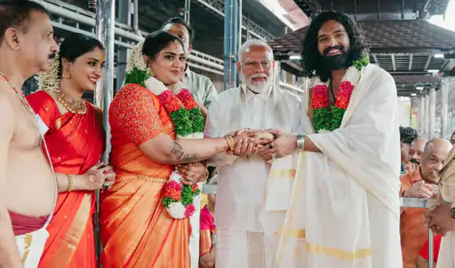 सुरेश गोपी की बेटी की शादी में पहुंचे पीएम मोदी,मुंडू और वेष्टि पहनकर वर-वधू को दिया आशीर्वाद.. October 7, 2026