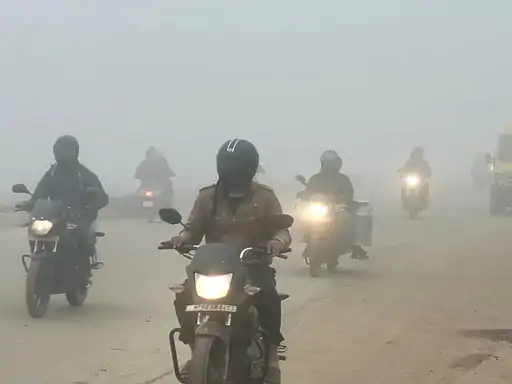 भोपाल में सीजन का सबसे घना कोहरा,50 मीटर दूर देखना भी मुश्किल, आज हल्की बारिश का अनुमान October 7, 2026
