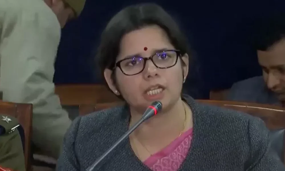 हमले की पहले से थी प्‍लान‍िंग, पुलिसवालों को जलाने की कोशिश', हल्द्वानी ह‍िंसा पर नैनीताल की DM ने बताई बड़ी बातें October 7, 2026