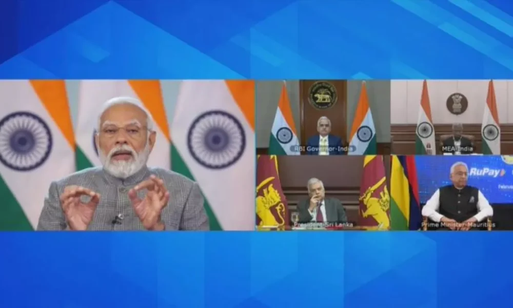 पड़ोसी देशों की मदद के लिए हमेशा खड़ा रहेगा भारत', PM मोदी ने श्रीलंका, मॉरीशस में UPI सेवाओं का किया शुभारंभ October 7, 2026