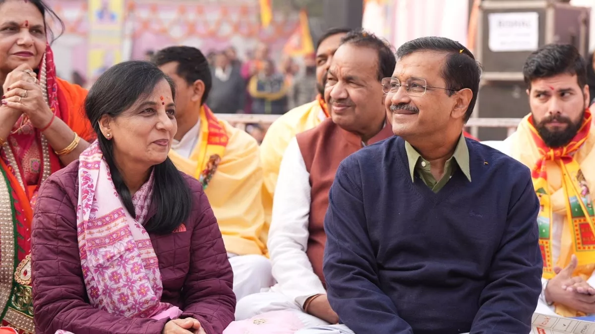 गिरफ्तारी के बाद CM केजरीवाल की पत्नी सुनीता केजरीवाल हुईं भावुक, दिल्लीवासियों से कही ये बातें.. October 7, 2026