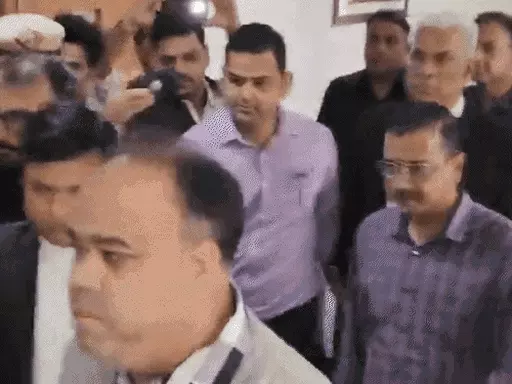 केजरीवाल की याचिका पर हाईकोर्ट ने ED से मांगा जवाब,CM ने समन को चुनौती दी थी, कोर्ट ने पूछा- आप पेश क्यों नहीं होते.. October 7, 2026
