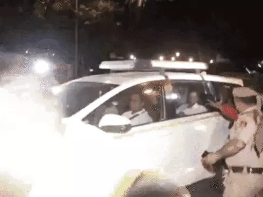 अरविंद केजरीवाल की आज कोर्ट में पेशी,शराब नीति घोटाले में ED की पूछताछ दोबारा शुरू,CM के परिवार से मिलेंगे राहुल गांधी October 7, 2026