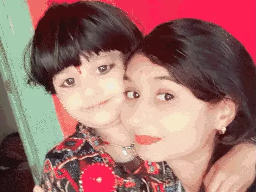 भोपाल में तीन बेटियों के साथ मां ने लगाई फांसी:मां सहित दो बेटियों की मौत, ढाई साल की बेटी अस्पताल में भर्ती.. October 7, 2026