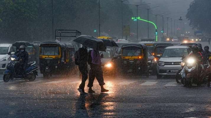 MP में मौसम ने बढ़ाई मुश्किलें, 25 जिलों में आंधी-बारिश का अलर्ट October 7, 2026