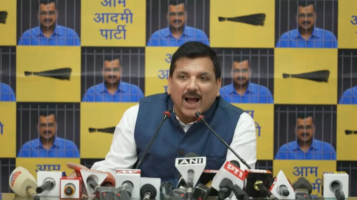 'केजरीवाल की पत्नी को भी खिड़की से मिलवा रहा जेल प्रशासन', संजय सिंह का बड़ा आरोप- BJP के इशारे पर हो रहा काम.. October 7, 2026