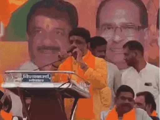 बैलेट यूनिट में अरुण पहले, आलोक दूसरे नंबर पर:भोपाल में 22 कैंडिडेट्स मैदान में, चुनाव चिह्न बांसुरी.. October 7, 2026