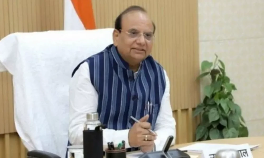 दिल्ली महिला आयोग से निकाले गए 223 कर्मचारी, एलजी वीके सक्सेना के आदेश पर हुई कार्रवाई October 20, 2026