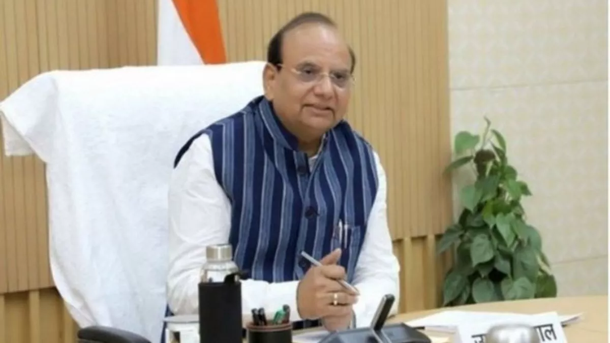 दिल्ली महिला आयोग से निकाले गए 223 कर्मचारी, एलजी वीके सक्सेना के आदेश पर हुई कार्रवाई October 18, 2026