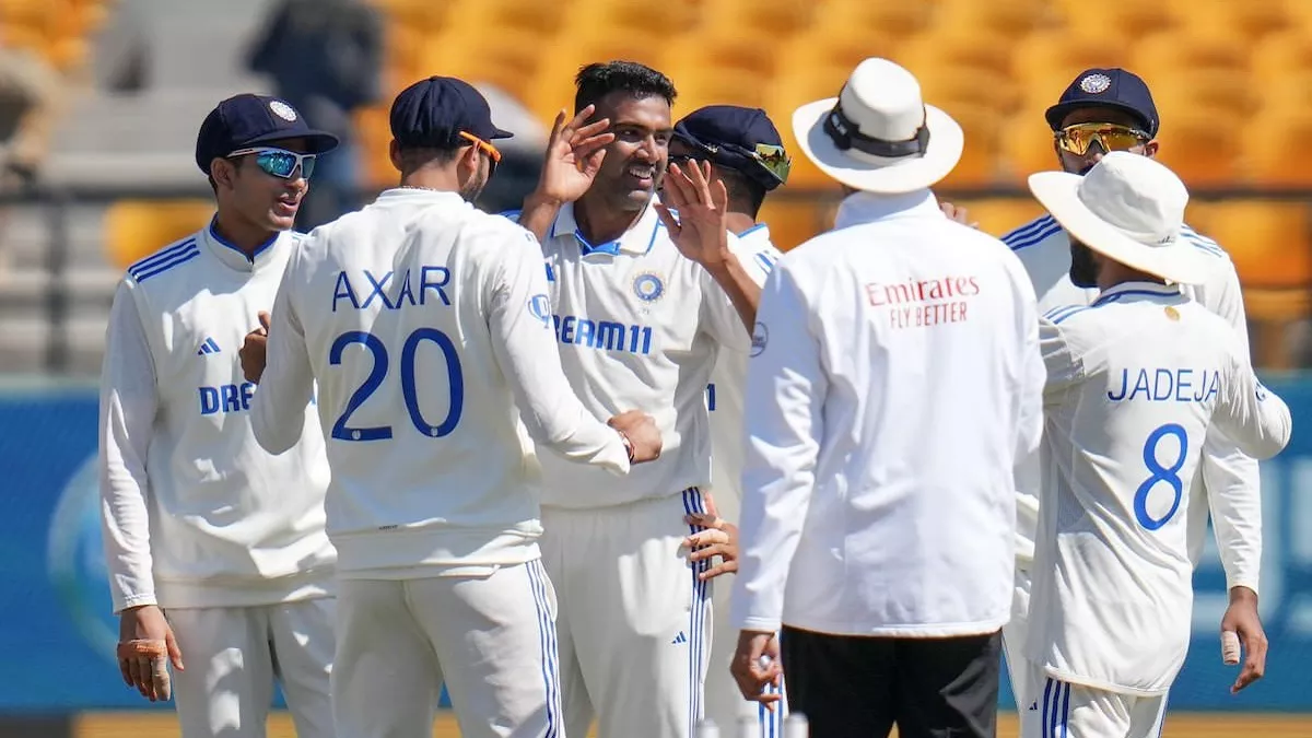 भारत से टेस्ट में छिना नंबर-1 का ताज, ODI और T20I टीम रैंकिंग में एकतरफा दबदबा बरकरार 40 भारत से टेस्ट में छिना नंबर-1 का ताज, ODI और T20I टीम रैंकिंग में एकतरफा दबदबा बरकरार October 30, 2026