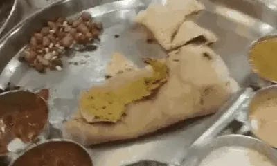 भोपाल के होटल की थाली में निकला कॉकरोच,मैनेजर को बताया तो भी मानने से किया इंकार .. October 18, 2026