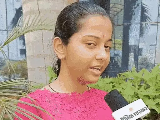 CBSE रिजल्ट में जयपुर की रिया के 99.4% नंबर,97% हासिल करने वालीं अनन्या बोलीं- एग्जाम से पहले पिता का ऑपरेशन हुआ, इसलिए फोकस नहीं कर पाई October 7, 2026
