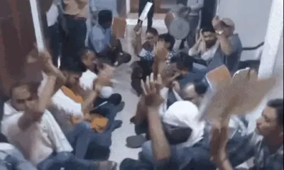 टॉवर पर चढ़े लोग, कमिश्नर चैंबर के बाहर बजाए ढोल-नगाड़े,भोपाल नगर निगम के दफ्तर में हंगामा; अधूरे आवास को लेकर फूटा लोगों का गुस्सा October 18, 2026